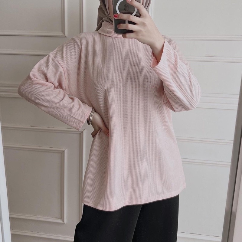 HAFIZA WAFFLE TURTLENECK