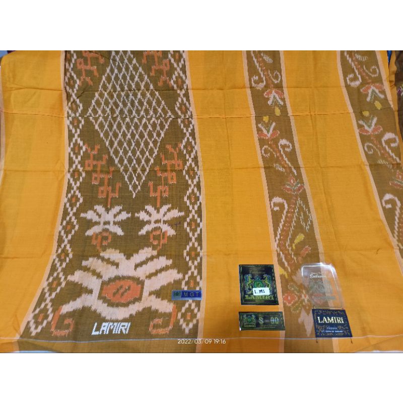 Sarung lamiri mesres