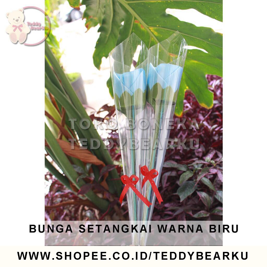 BUNGA SETANGKAI BIRU