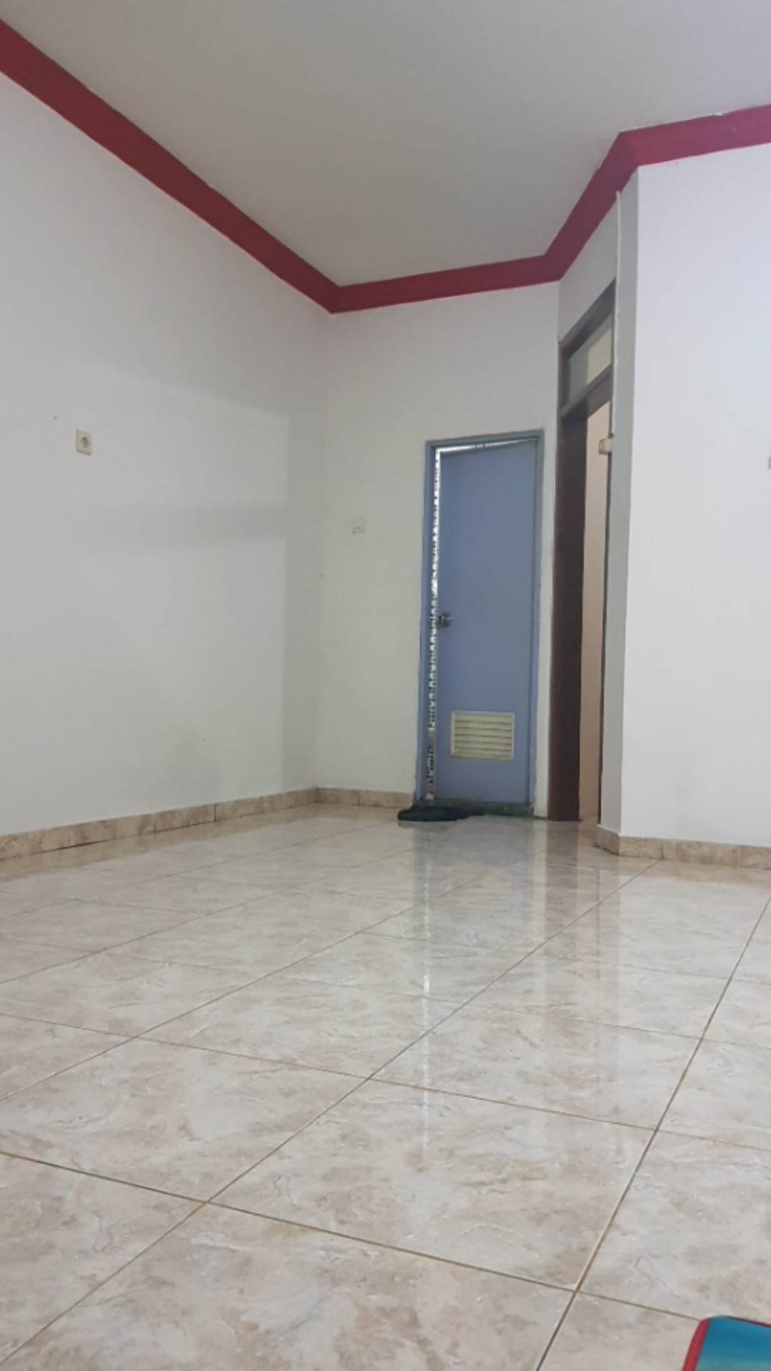 Gantungan Cantolan Besi + Paku Tembok