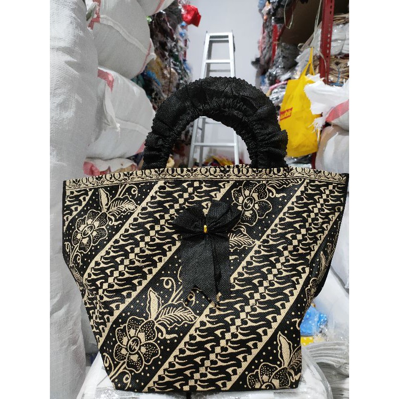 Tas hajatan renda batik bunga NEW Box NBK uk.20x17x25cm