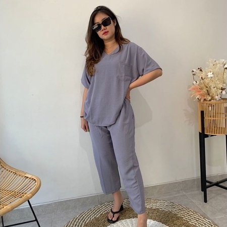 AVE Kelly Set Crinkle Oversize Wanita | Set Pocket Lengan Pendek Polos