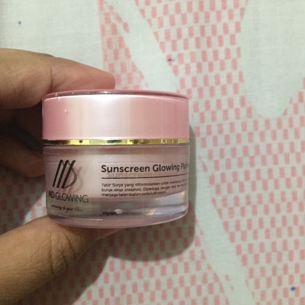 Sunscreen Glowing Platinum by MD GLOWING (PRELOVED)