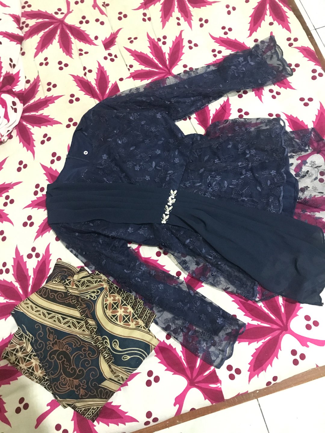 Couple Batik Dewi Sinta Brukat Tile Salsabila