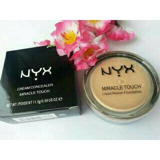 foundation padat alas bedak   NYX  MAC