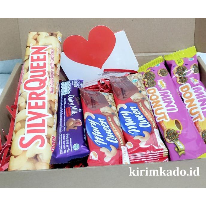 

[COD] paket hampers hadiah valentine coklat +kartu ucapan + kado kotak box [COD]