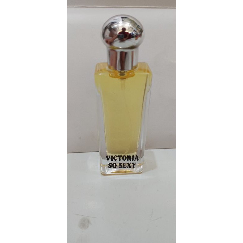 parfum-revil-victoria-sexy