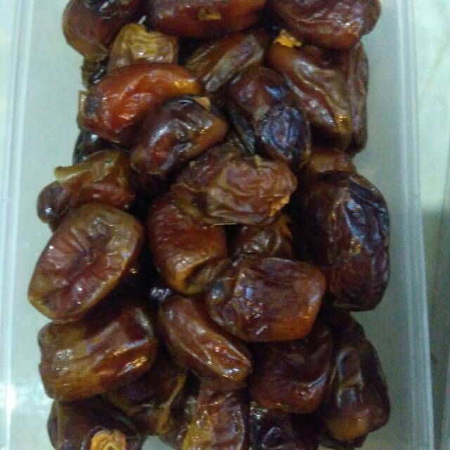 

Kurma Manis Murah Juicy Golden Valley