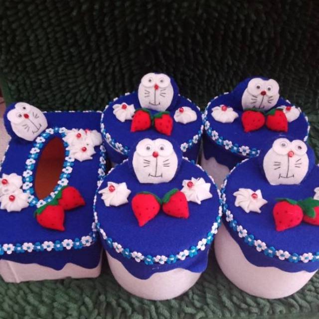 (HANYA DORAEMON) Toples flanel / set toples flanel / toples karakter lucu