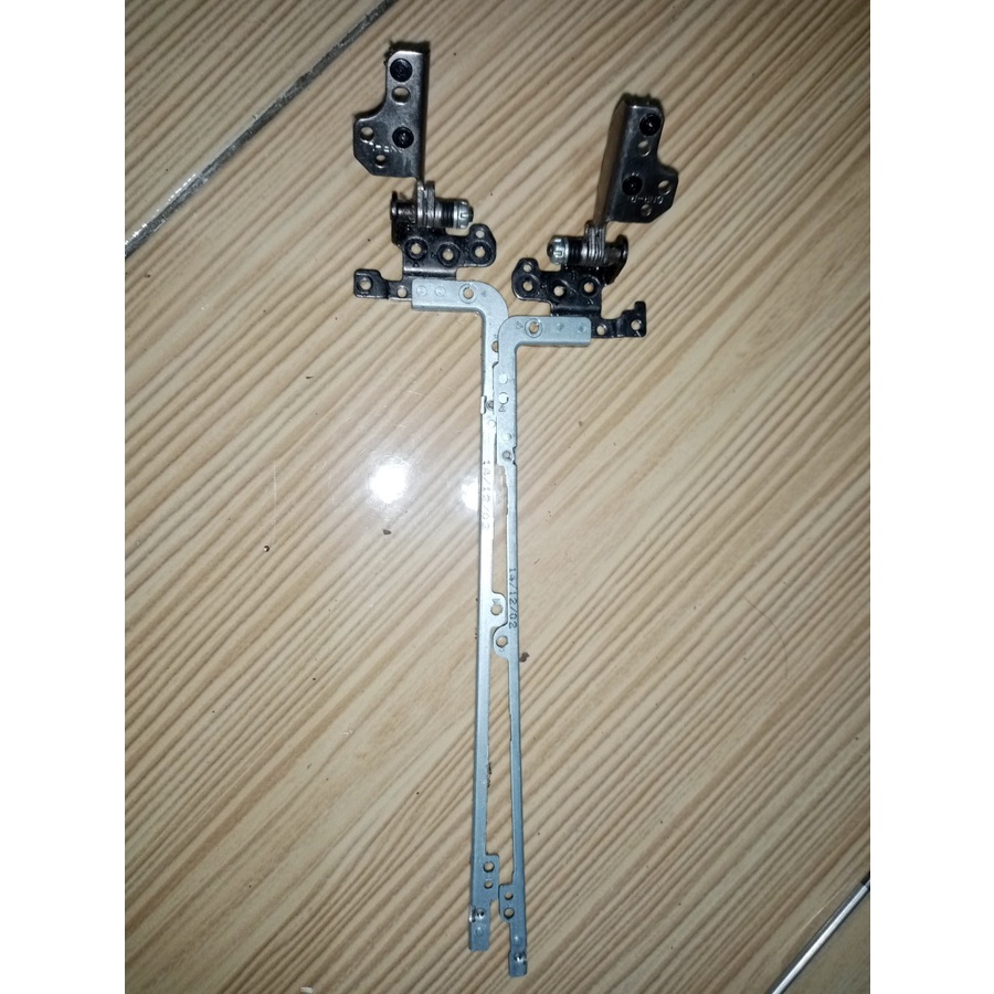 Engsel Notebook Asus X200M