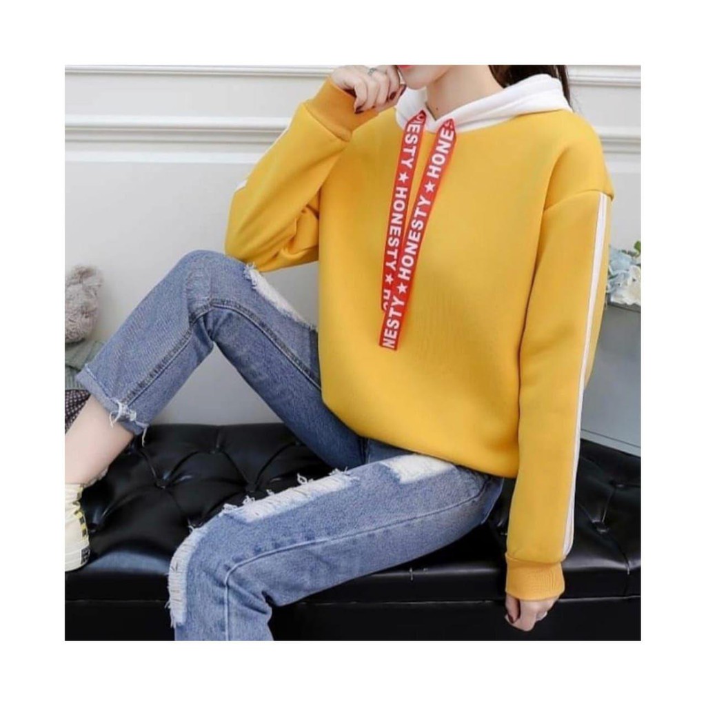 Past Present Future | Fashion Wanita | Sweater Terkini