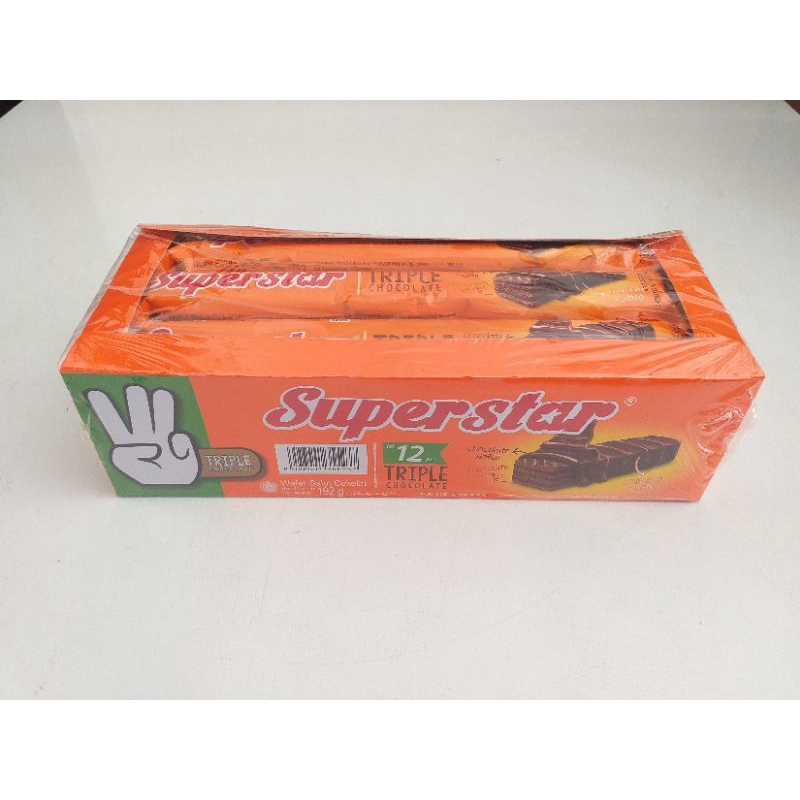 

Wafer Superstar Tripel Coklat 1 Box