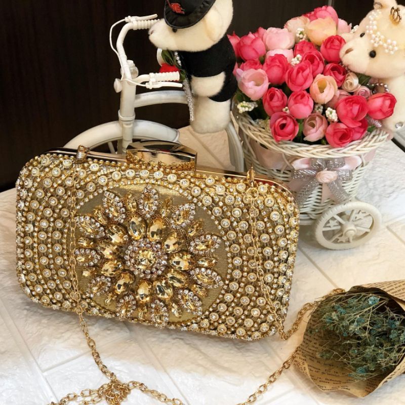 Tas Pesta KINSLEY Embellished Crystal Box Clutch