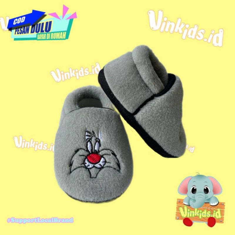 Sepatu Bayi Laki Laki Perempuan 0 12 Bulan Karakter Kartun Lucu Grey / Prewalker