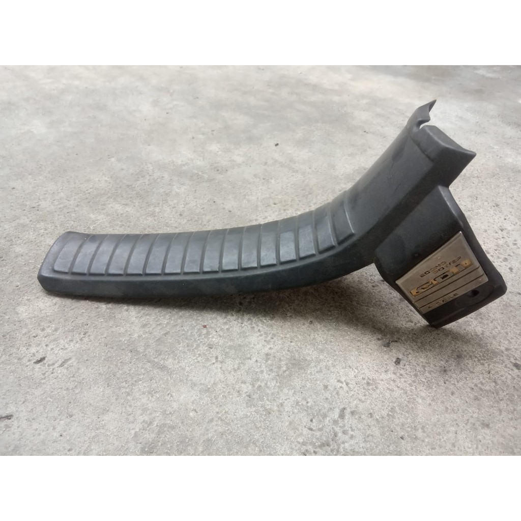 Cover karet sayap tengah Honda Astrea prima original copotan motor murah