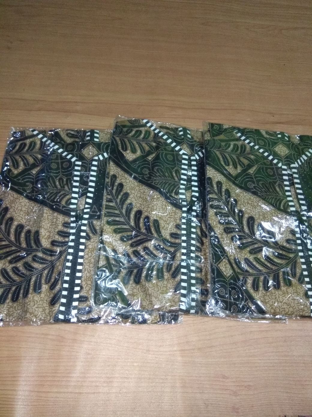 Atasan Batik Dolby Dolbi Dobby Doby Tenun Sutra Tulis Halus Katun Atbm Baron ,sarombit Atasan