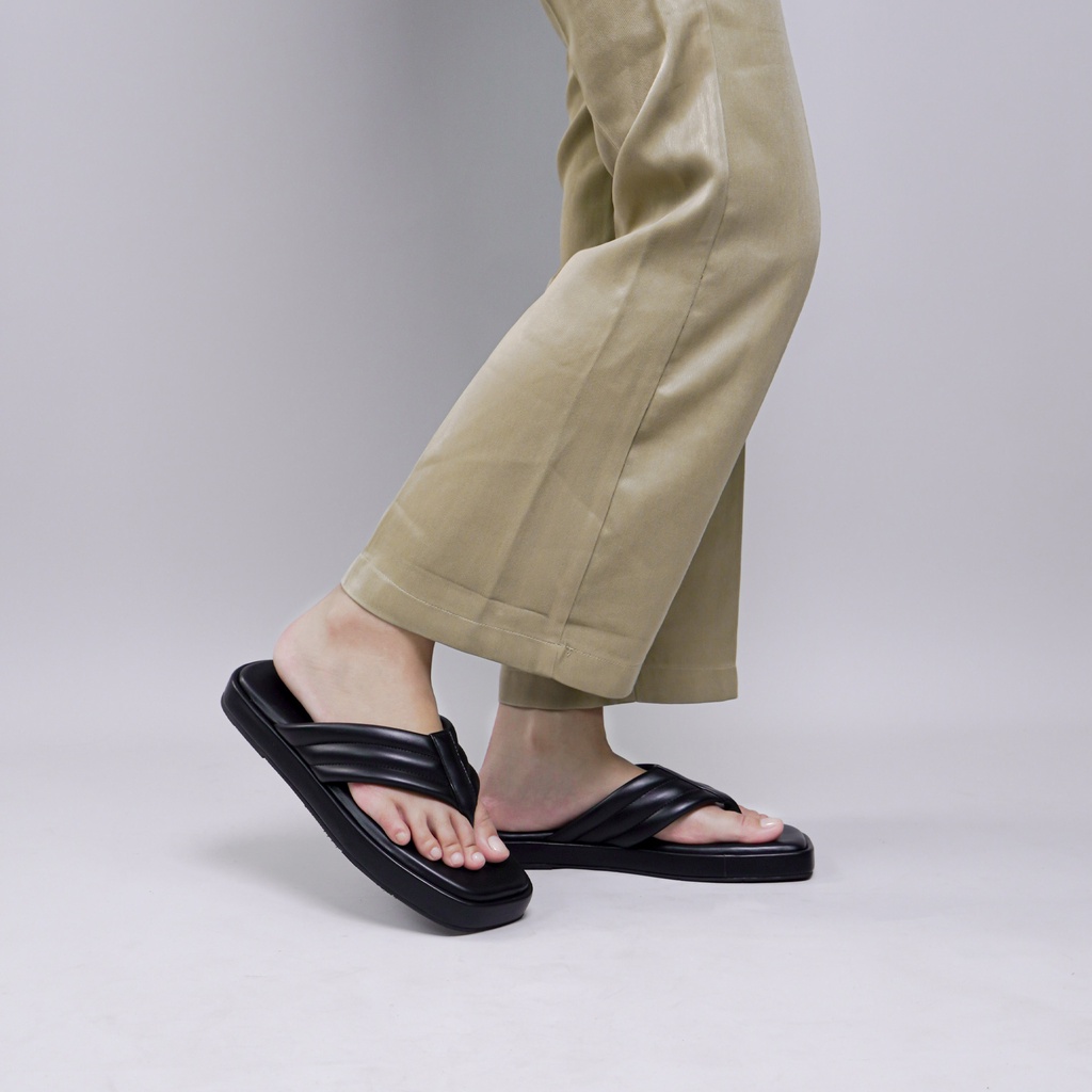 Adarastore - Lapepa ERIE Sandal Jepit Casual Wanita Sendal Cewek Tatak Empuk Kekinian