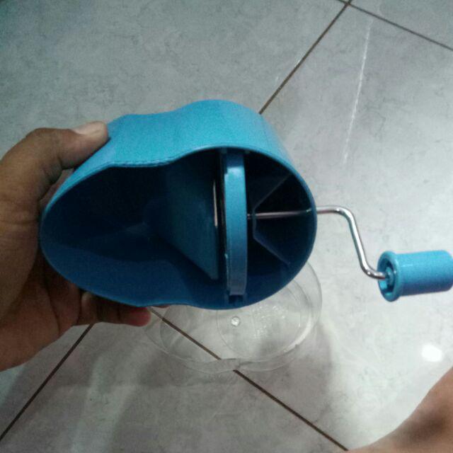 Kitchen Slicer Fujika Atau Pengiris Bawang Portabel