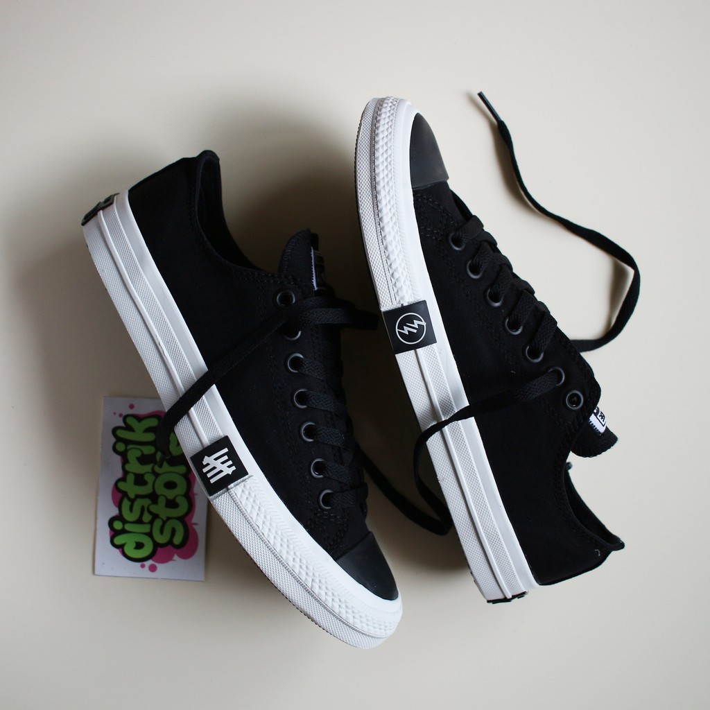 converse chuck taylor undefeated