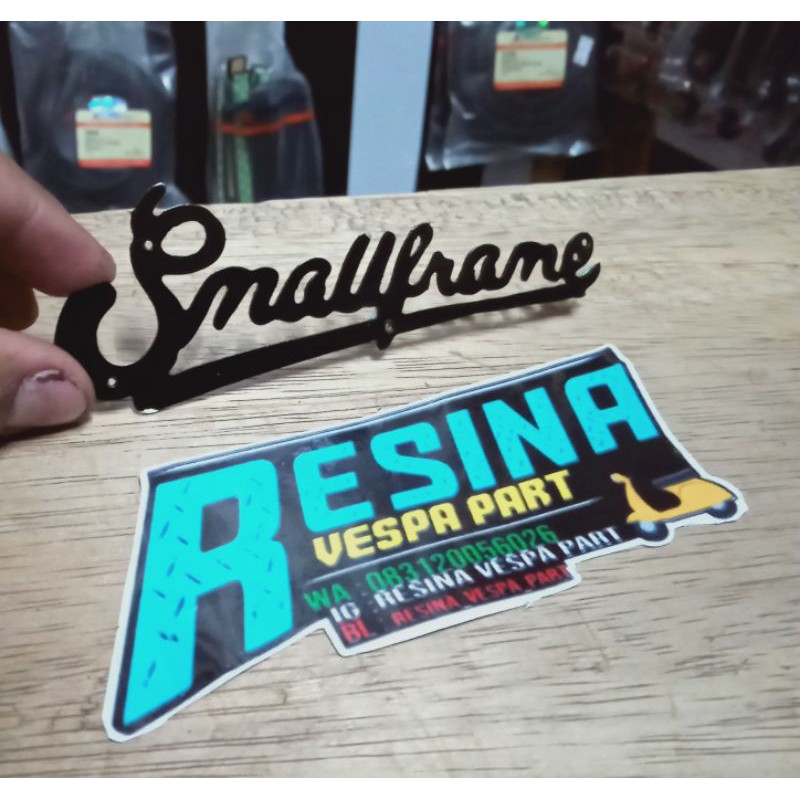 Emblem vespa smallframe hitam cooting