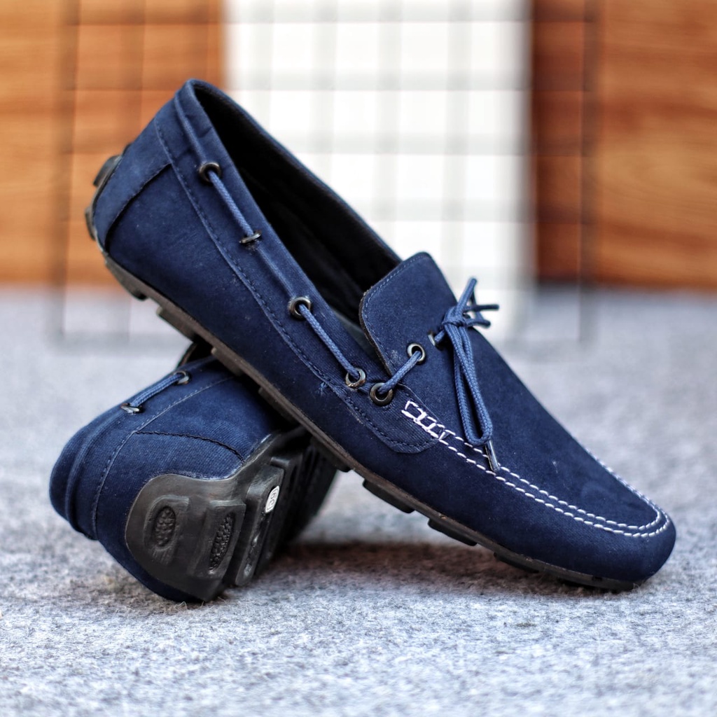 MOLK Sepatu Casual Slip On Pria Keren Original Kekinan Model Slop Mocasin Tali Santai Murah