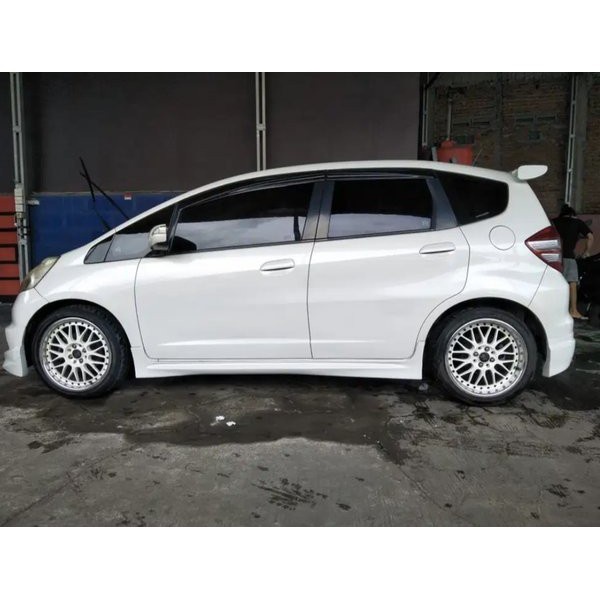 aksesorise mobil Sparepart Mobil Bodykit Honda jazz ge8 Mugen