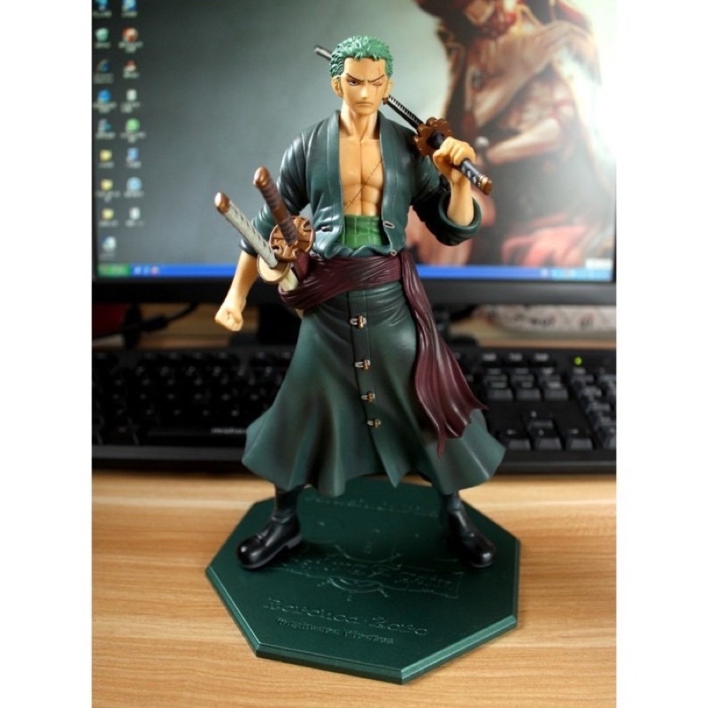 POP Sailing Again Roronoa Zoro Battle Ver. One Piece Figure