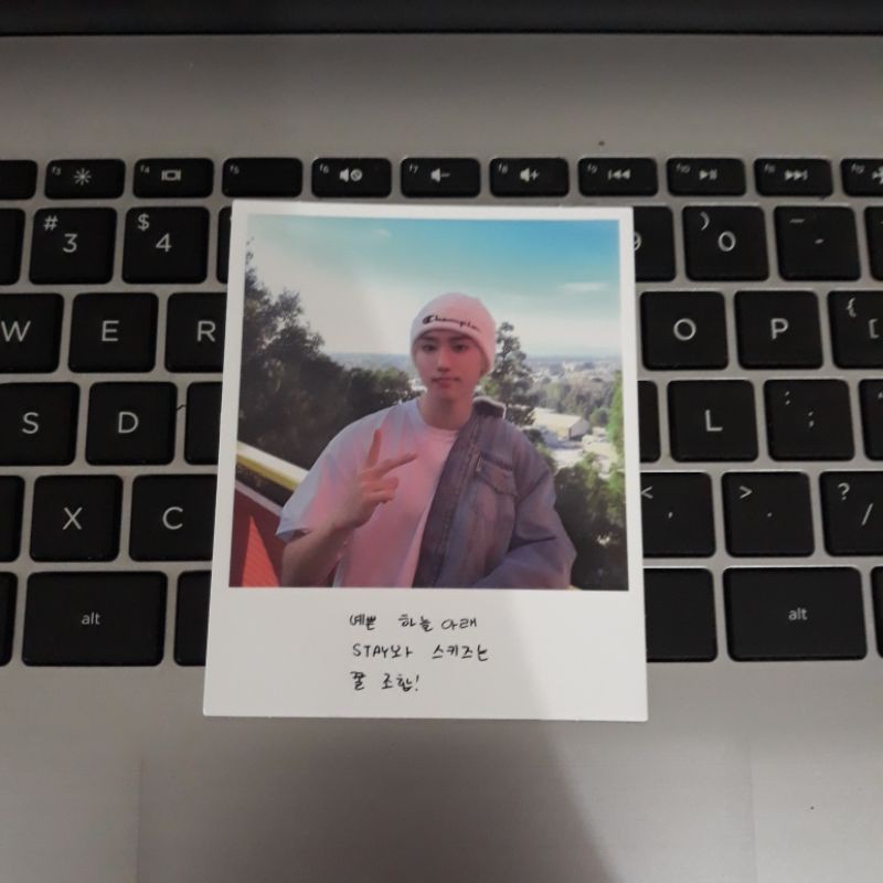 polaroid han jisung go live official stray kids