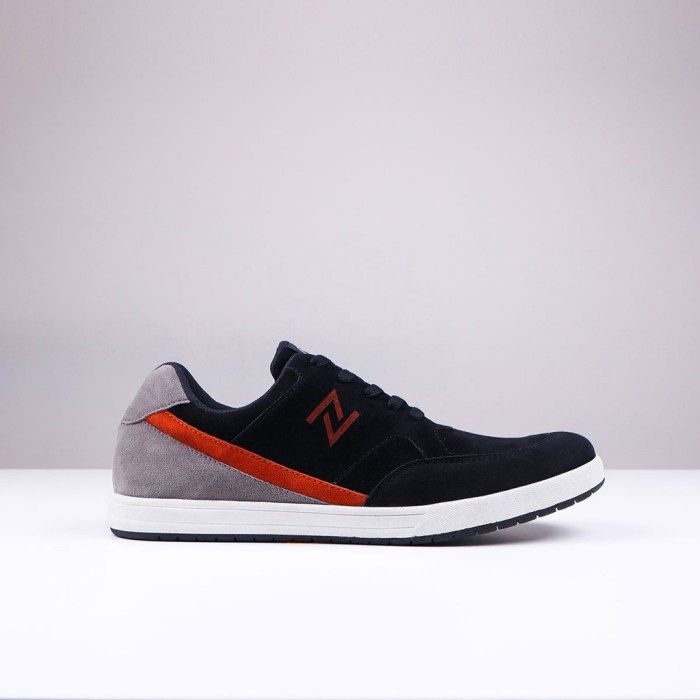 SEPATU SNEAKER / SEPATU CASUAL/ SEPATU PRIA DISTRO NAZ X DK 01 COLAN