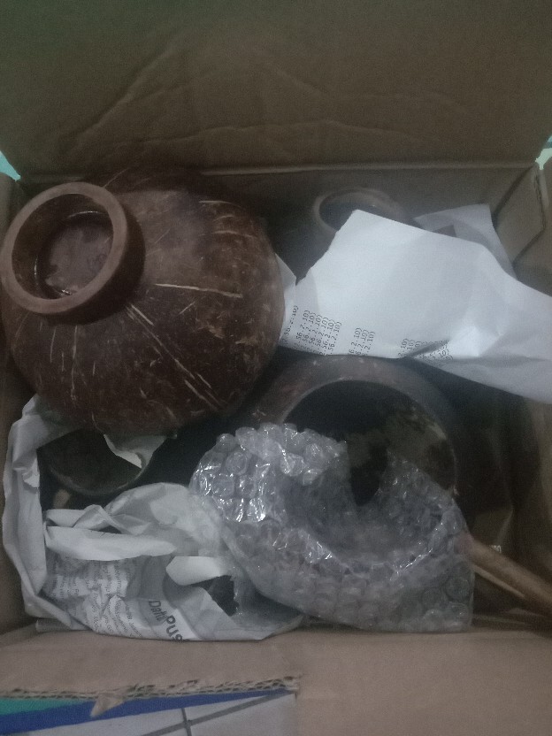 Paket Teko Dan 4 Gelas Batok