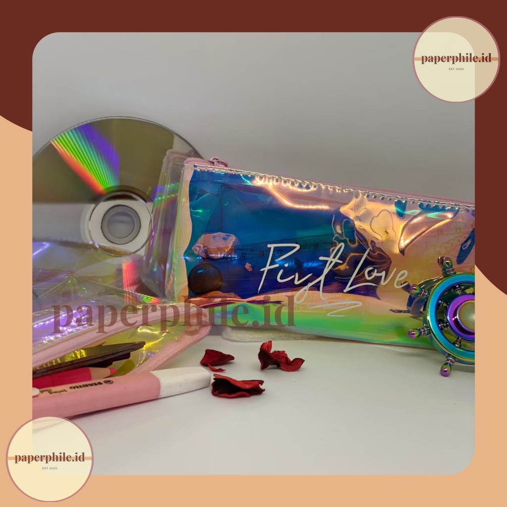 

Kotak pensil hologram / Tempat pensil hologram