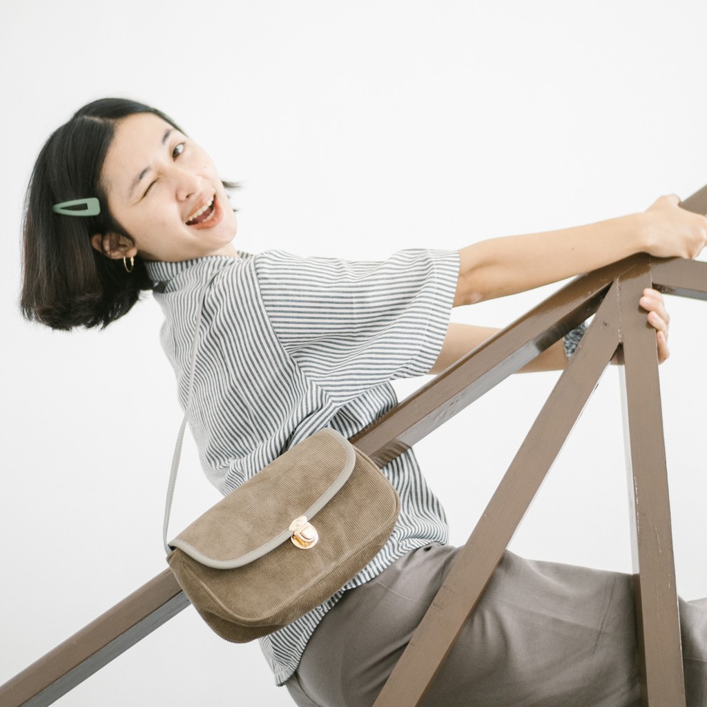 IGOTCHA Vintage Corduroy Shoulder Bag [C3-C5]-3