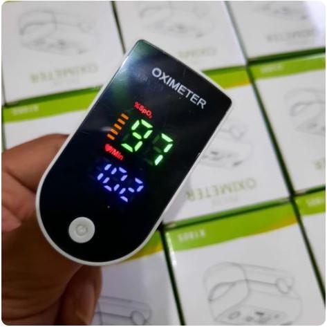 Oximeter Fingertip Alat Ukur Saturasi Oksigen Darah