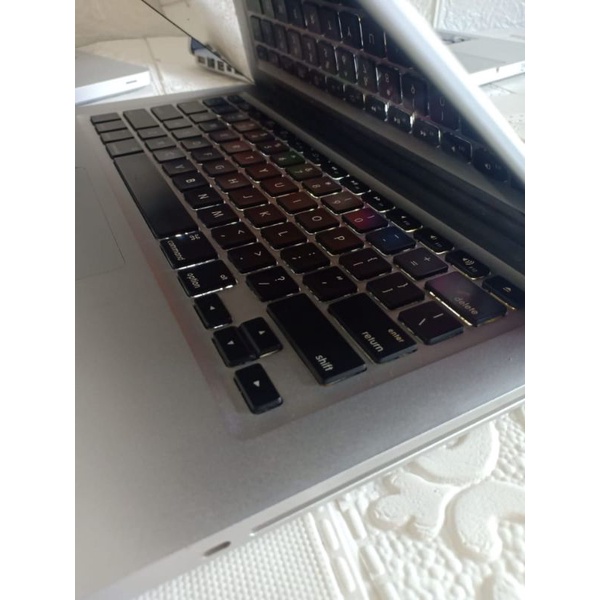 MACBOOK PRO 13 CORE i5 RAM 16GB SSD 256GB HDD 500GB OS MOJAVE MULUS