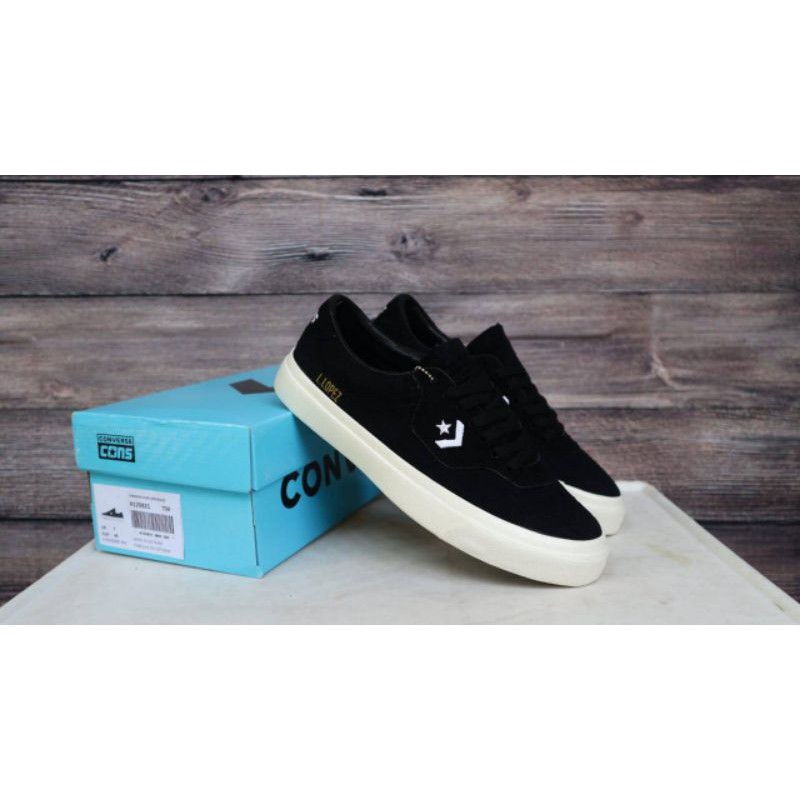 sepatu converse L Lopez blackwhite Suede