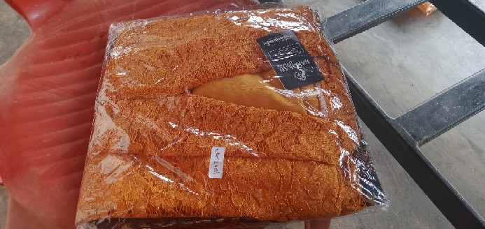 Syafin Batik - Batik Couple Sabrina Brokat Sofia Peplum Belt Tempel Kebaya Brokat Cornelly Kristal