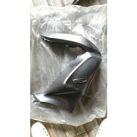 Shield-Tebeng-Body Depan-Cover Sayap-Sayap Kanan Honda PCX 150 CBU Thailand 2010-2014 with Emblem Pr