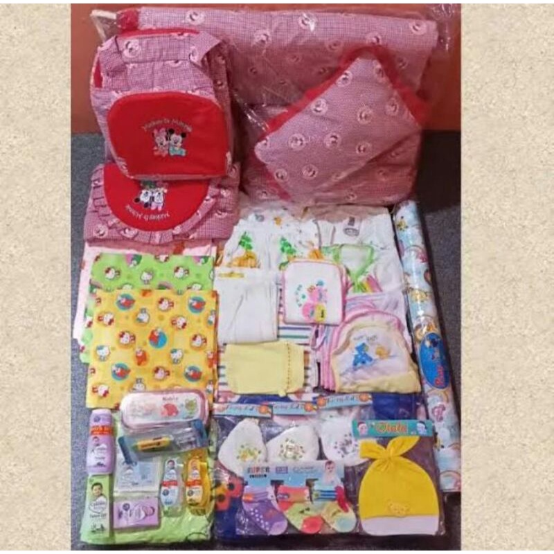 Perlengkapan Bayi - Souvenir - Gigitan Bayi - Kaos kaki bayi handuk selimut baju celana popok pamper