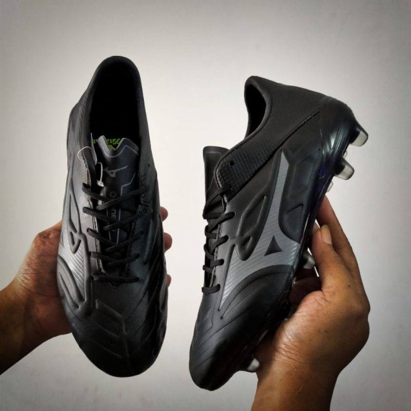 sepatu bola mizuno soccer sepak bola mizuno rebula titanium backup grade origi