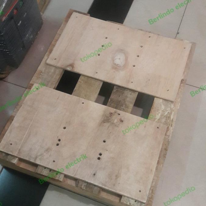 

Palet Kayu Dan Dus Acb