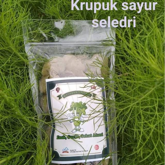 Kerupuk Seledri Mentah Jajanan Unik Snack Murah Makanan Viral Asli Khas Brebes 200gr