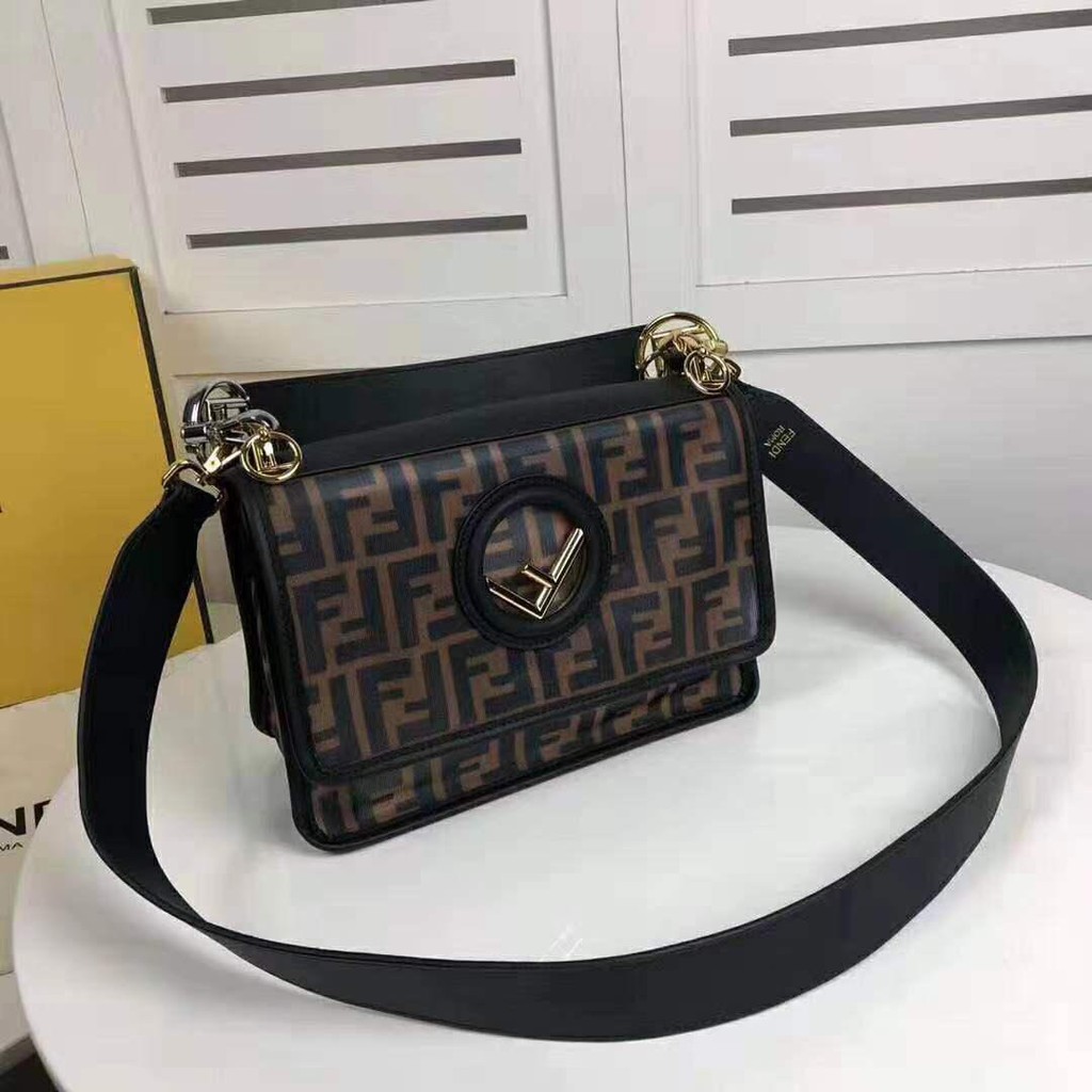 Tas FENDI Kan i 1990 Branded/Quality/Super Quality/Kualitas/Vip/Mirror ML
