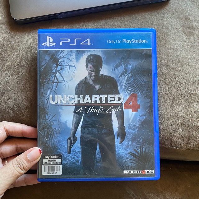 Game Uncharted 4 PS 4 Preloved Bekas