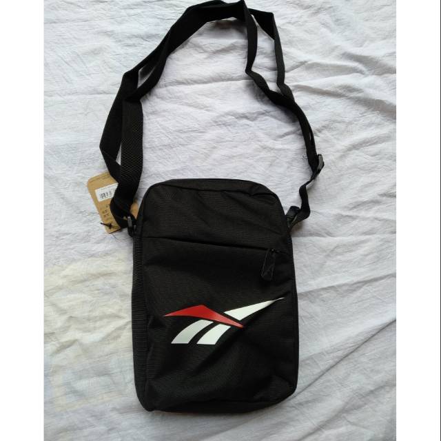 sling bag reebok