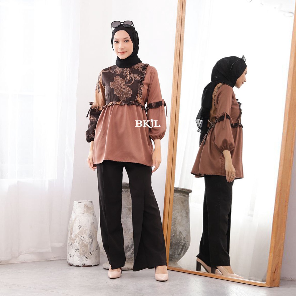 Baju Batik Wanita Modern Exclusive BKil Blouse Batik Sogan Kombinasi Moscrepe