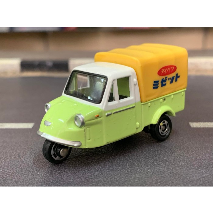Tomica Toys Dream Project Daihatsu Midget Made in China Loose Pack SHD12