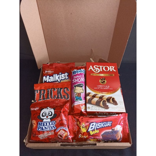 

Hampers Snack / Gift Murah / Kado Murah / Kado Ultah / Kado Wisuda Express Sehari jadi