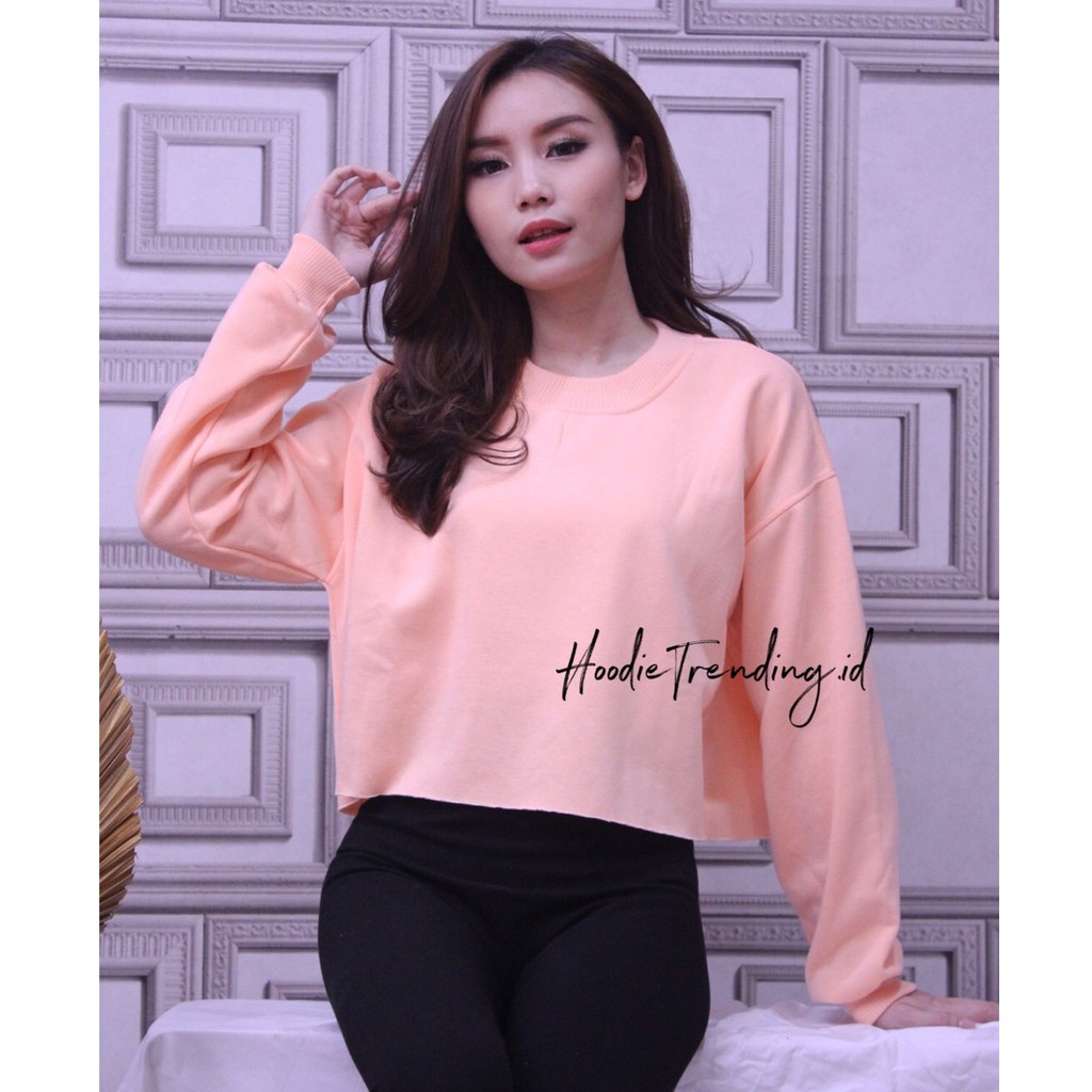 HODISO - Crewneck Sweater Crop Polos