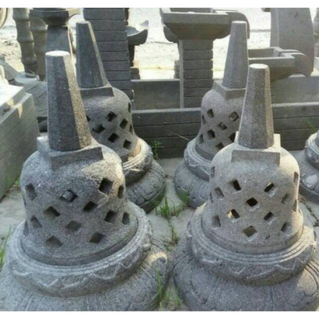 STUPA CANDI BOROBUDUR 45cm x 30cm bahan batu candi asli