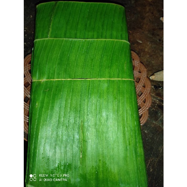

Daun Pisang isi 4-5 lembar